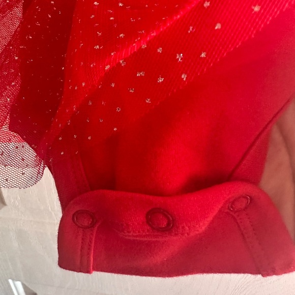 Nursery Rhyme Christmas red onsie 12 mo - Picture 9 of 10